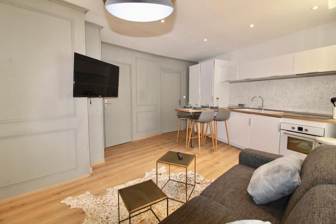Lovely Apartment Heart Of Golden Square Fiber Wifi Niza Exterior foto